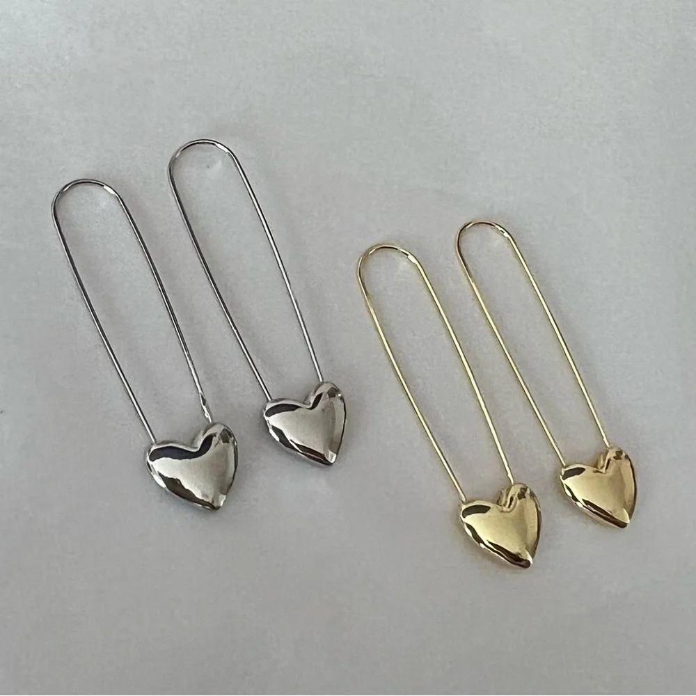 NEW | paper clip style heart earrings